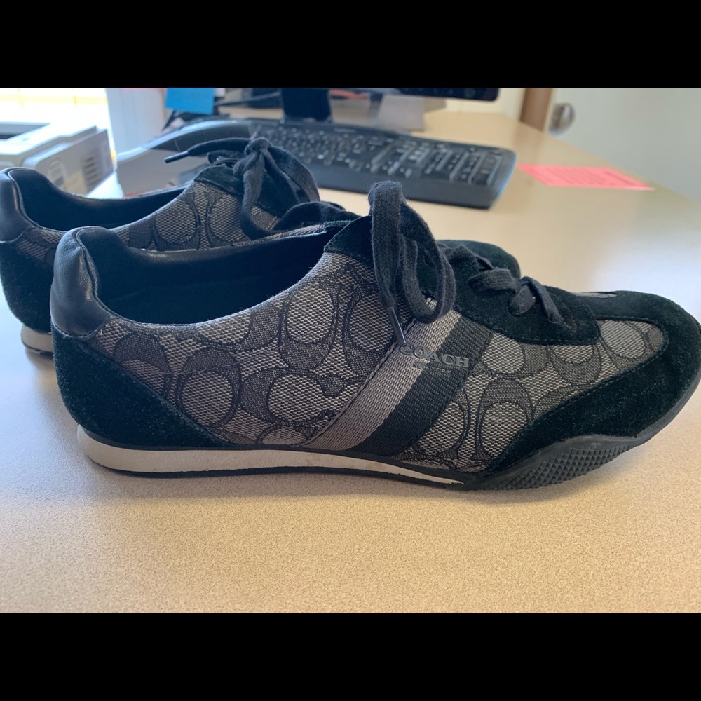 Coach shoe